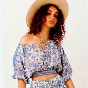 Joie Large Peasant Style Crop Top Ballon Sleeves Boho